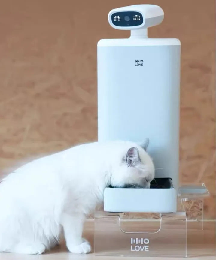 The Pawlift Deluxe Smart Feeder